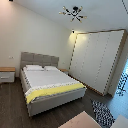 Διαμέρισμα Em Penthouse Τίρανα