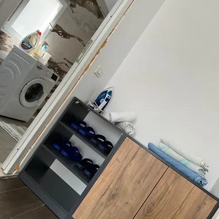 Em Penthouse * Τίρανα