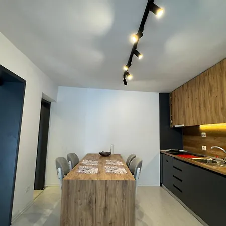 Διαμέρισμα Em Penthouse Τίρανα